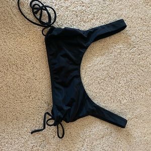 black hollister swim suit top